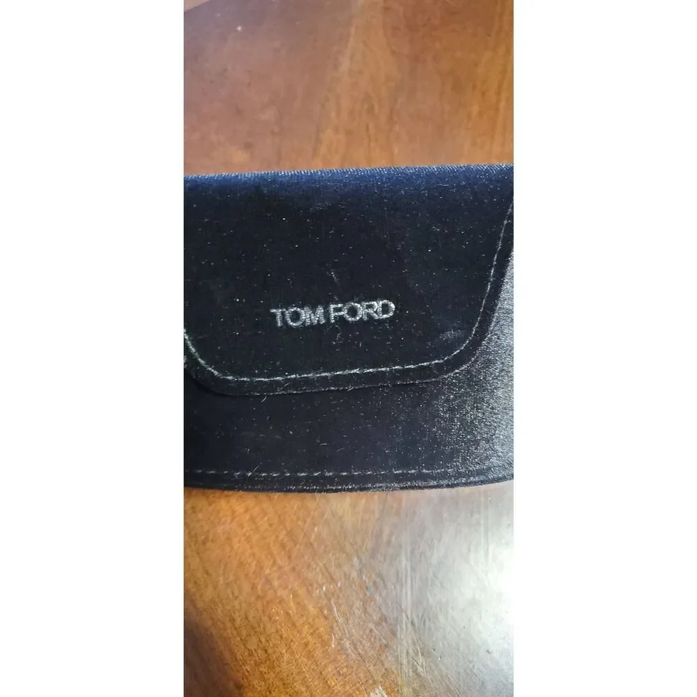 Tom Fold Black large Velvet Sunglasses Case‎ only
